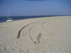 YAK atterrissage d'urgence sur la plage Péreire à Arcachon - Photo : JL2MC